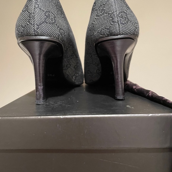 Authentic Gucci black shoes - Picture 3 of 6